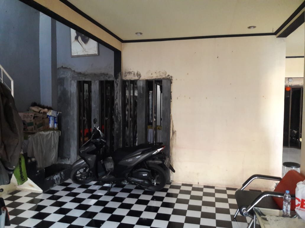 Rumah Siap Huni 2 Lantai di Pucang Sawit - Foto 5