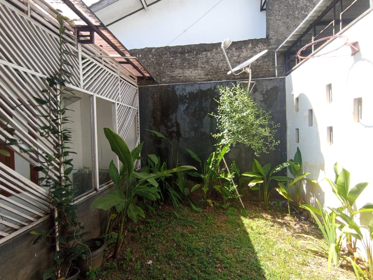 Rumah cluster elit strategis siap pakai di Kartasura solo - Foto 3