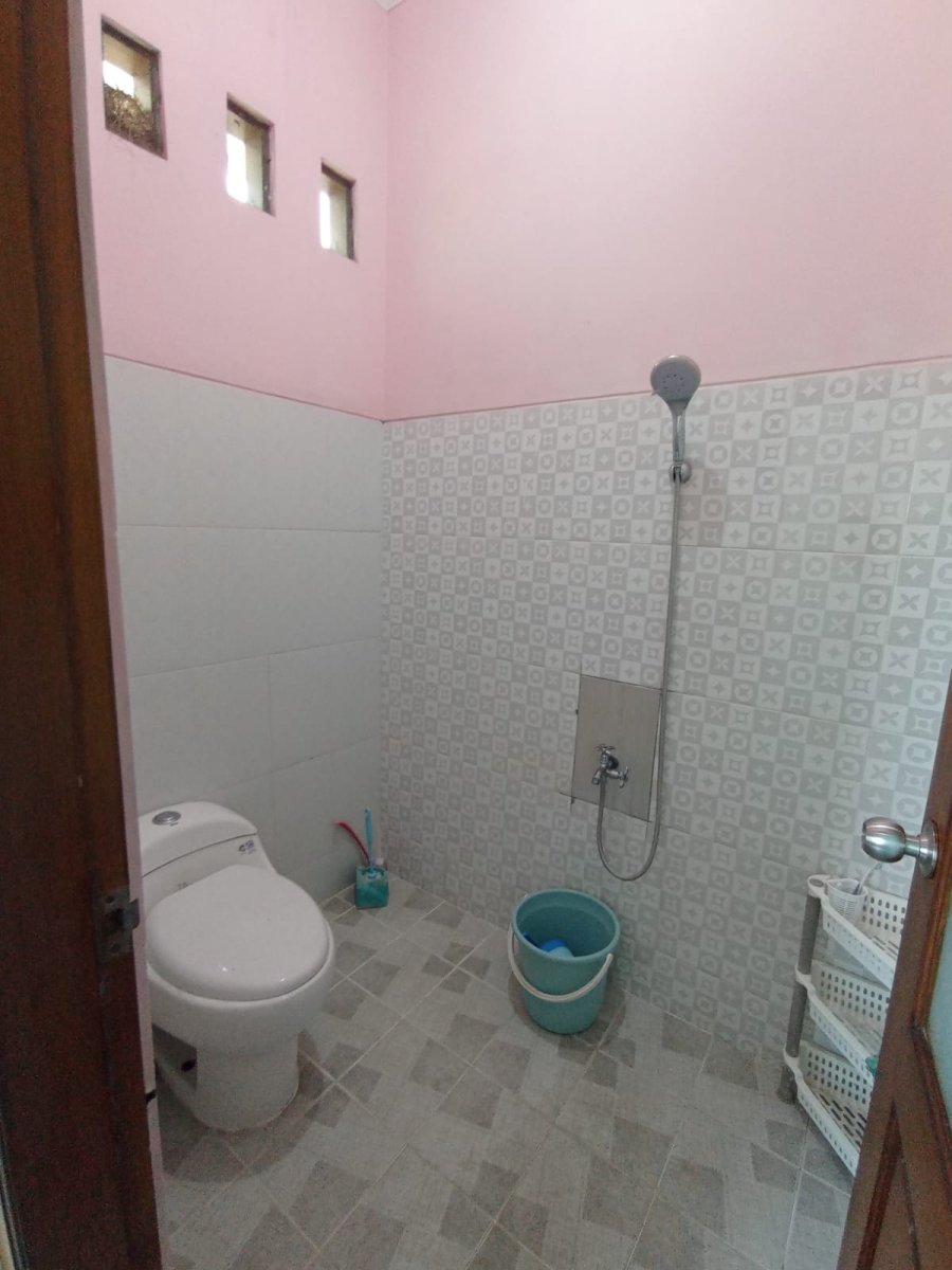 Rumah cluster elit strategis siap pakai di Kartasura solo - Foto 5