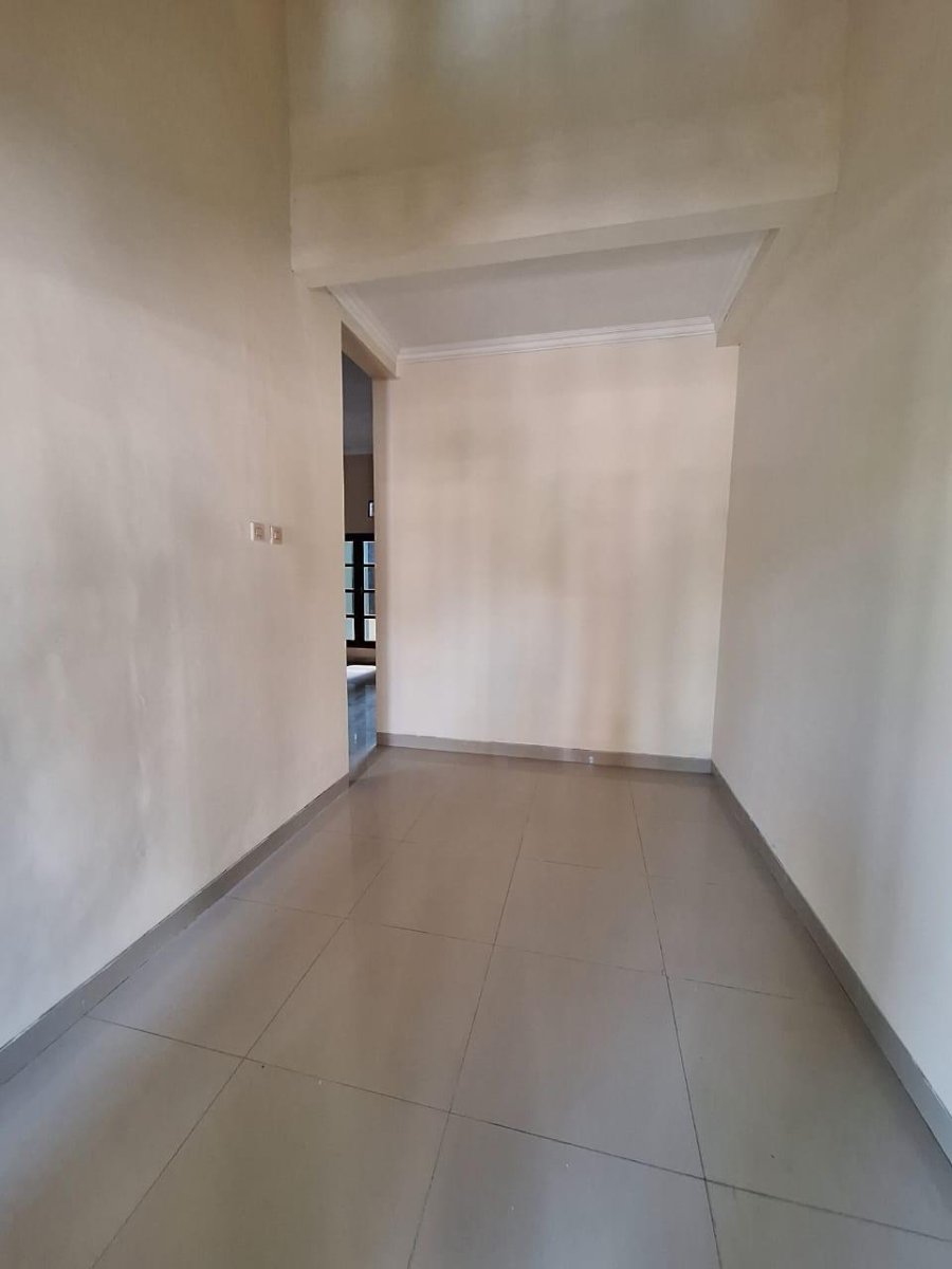 Rumah cluster elit strategis siap pakai di Kartasura solo - Foto 3
