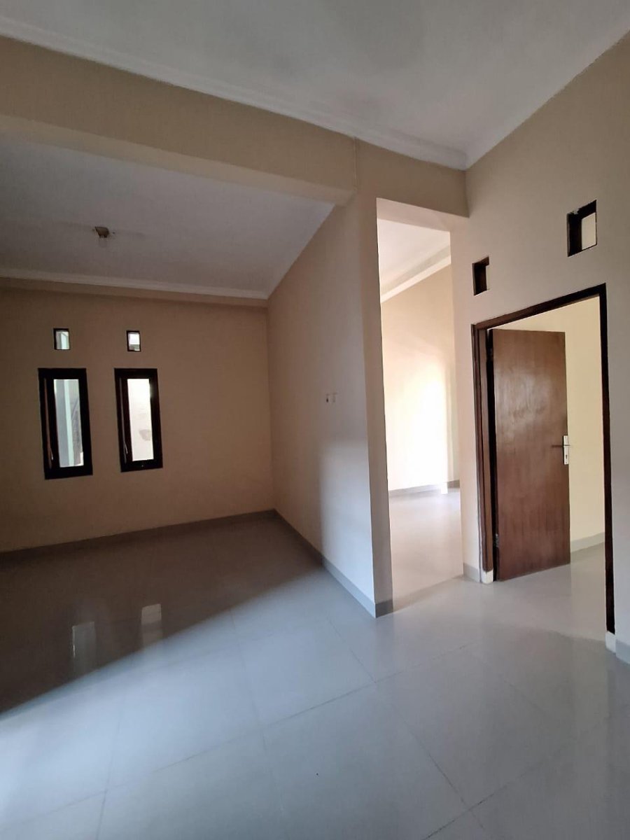 Rumah cluster elit strategis siap pakai di Kartasura solo - Foto 8