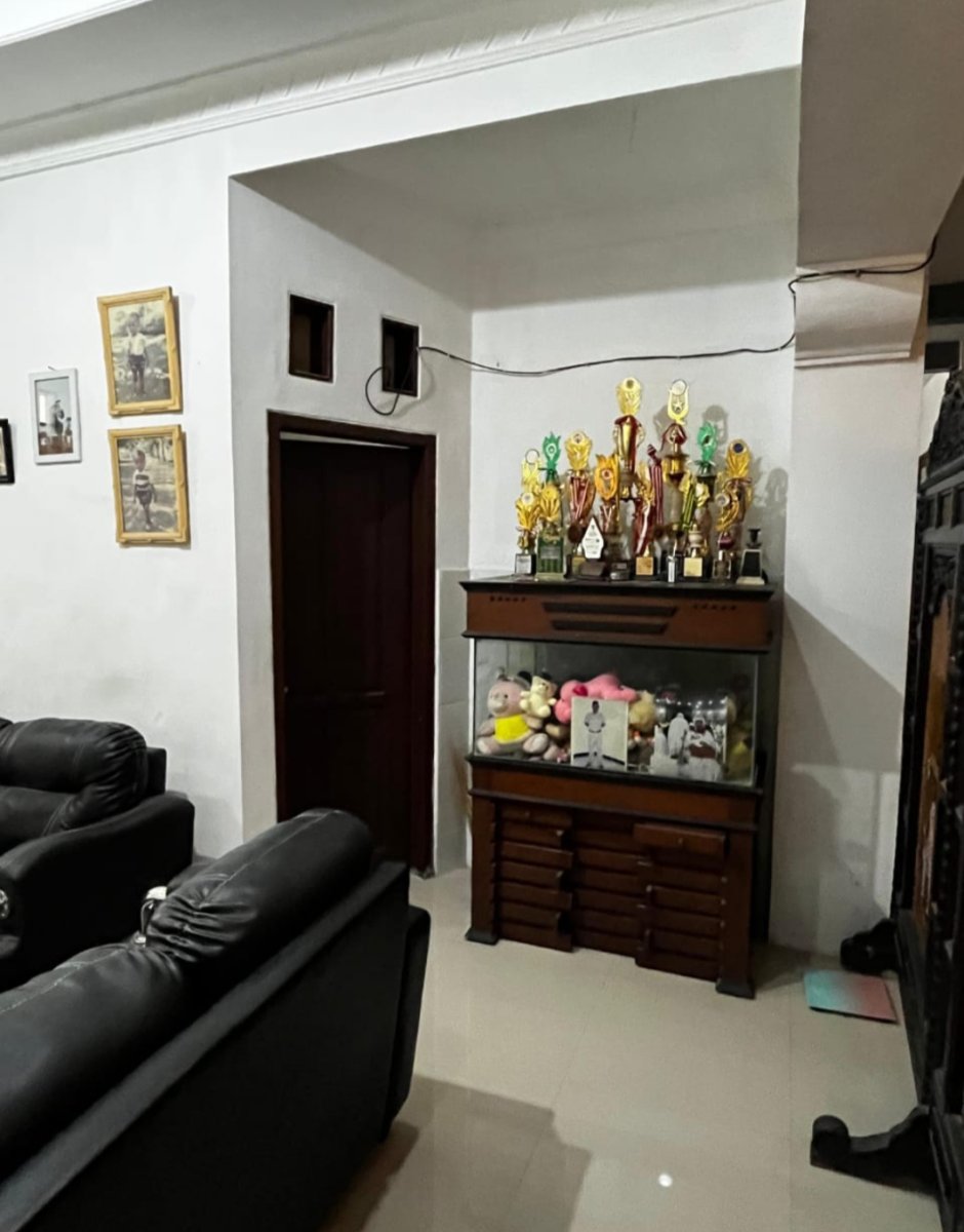Rumah Bagus Strategis di Cluster Gentan - Foto 5