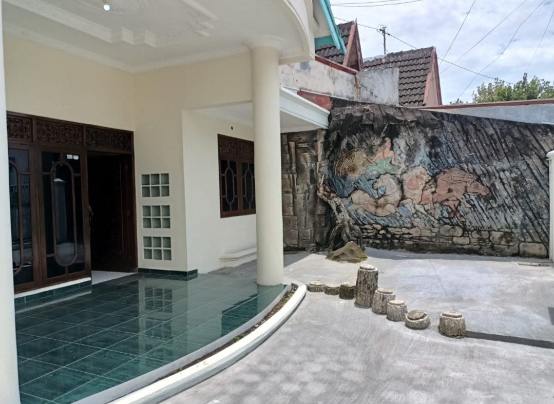 Rumah Siap Huni Tengah Kota Solo - Foto 3