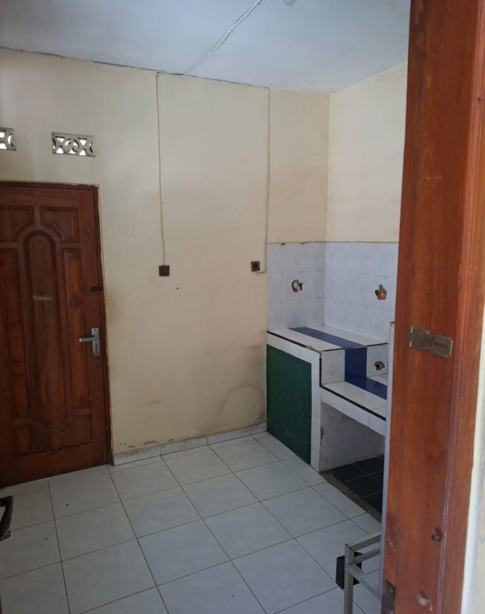 Rumah Siap Huni Tengah Kota Solo - Foto 9