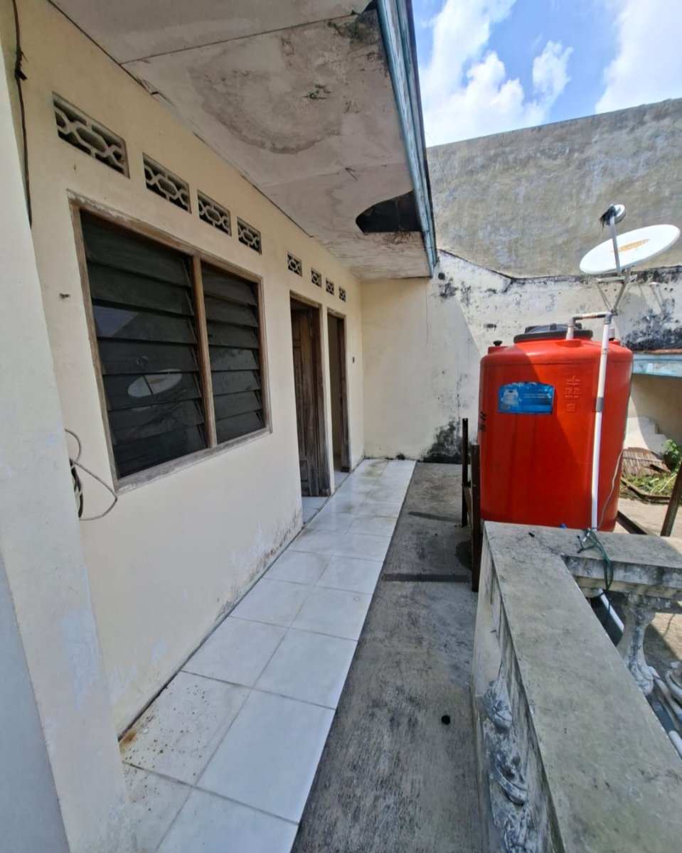Rumah Siap Huni Tengah Kota Solo - Foto 13