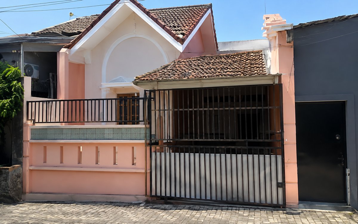 Rumah Strategis di Solo Baru Hanya 3 Menit ke The Park Mall