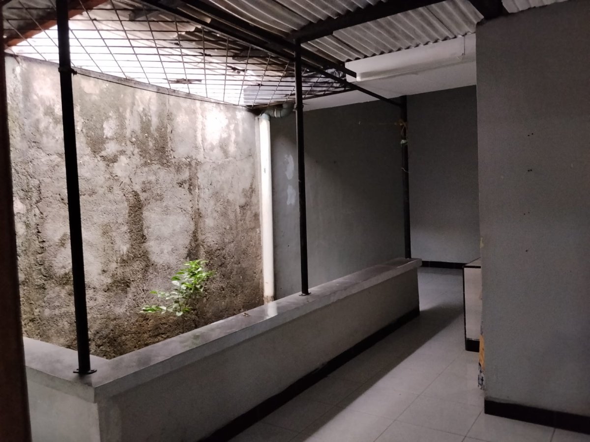 Rumah Bersih dan Terawat Siap Huni di Lingkungan Perumahan Mojosongo, Solo - Foto 8