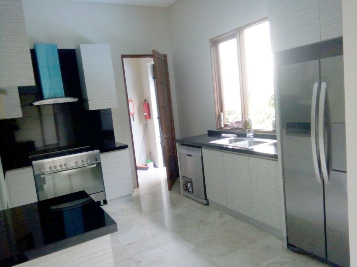 Disewakan Townhouse area kemang - Foto 4