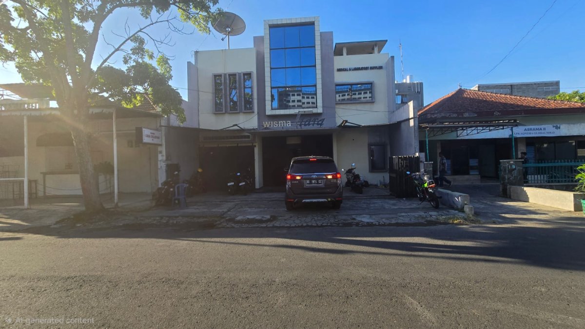 Ruang Usaha Strategis Dekat Jalan Slamet Riyadi Purwosari Solo