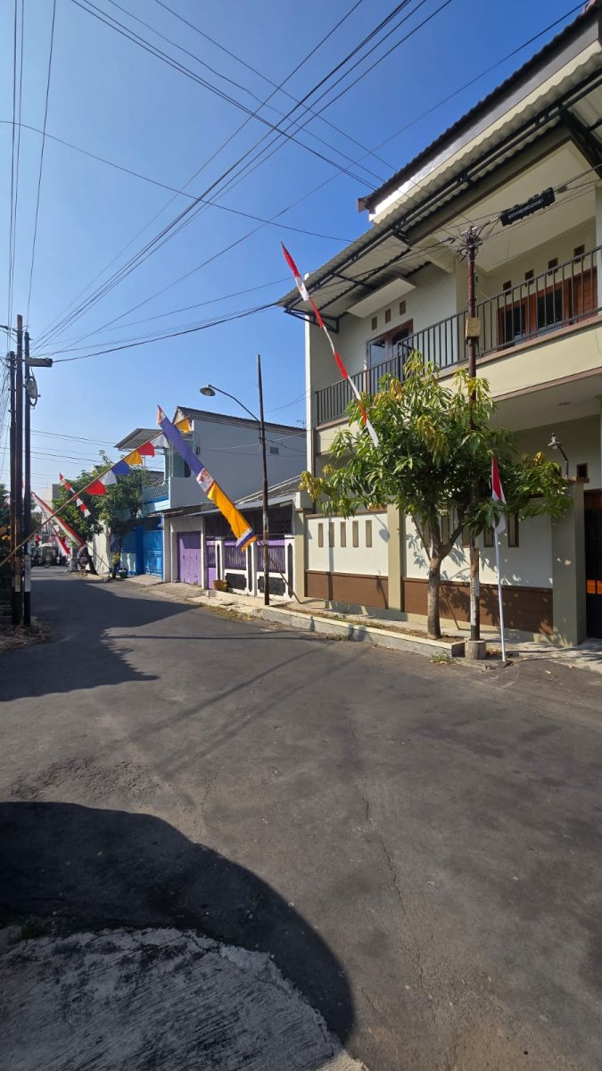 Rumah Bagus Siap Huni di Perumahan Fajar Indah Solo - Foto 9