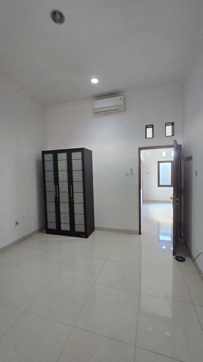 Rumah Bagus Siap Huni di Perumahan Fajar Indah Solo - Foto 15