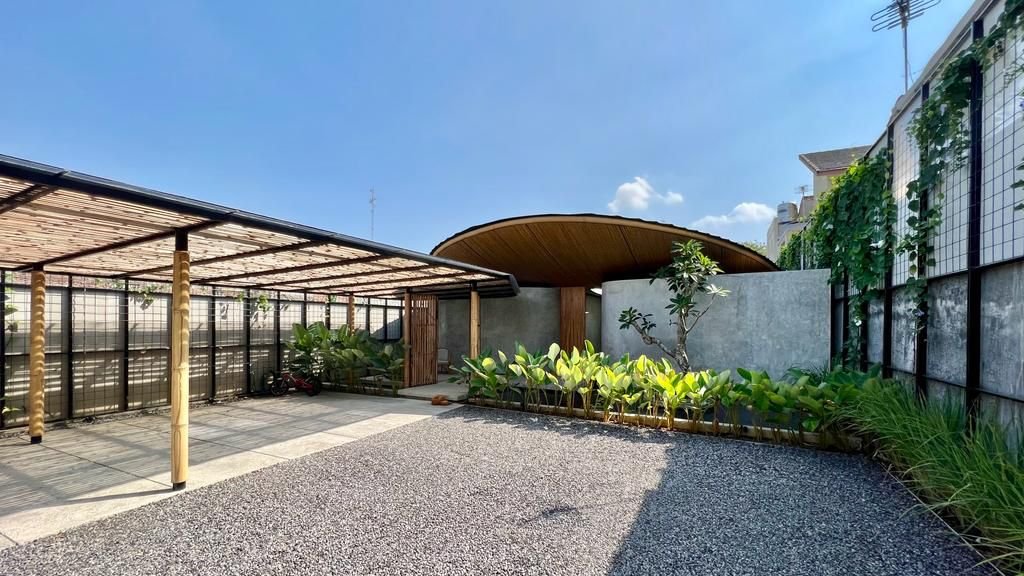 Rumah Mewah Kolam Renang Dekat Jalan Adi Sucipto Colomadu Solo - Foto 7