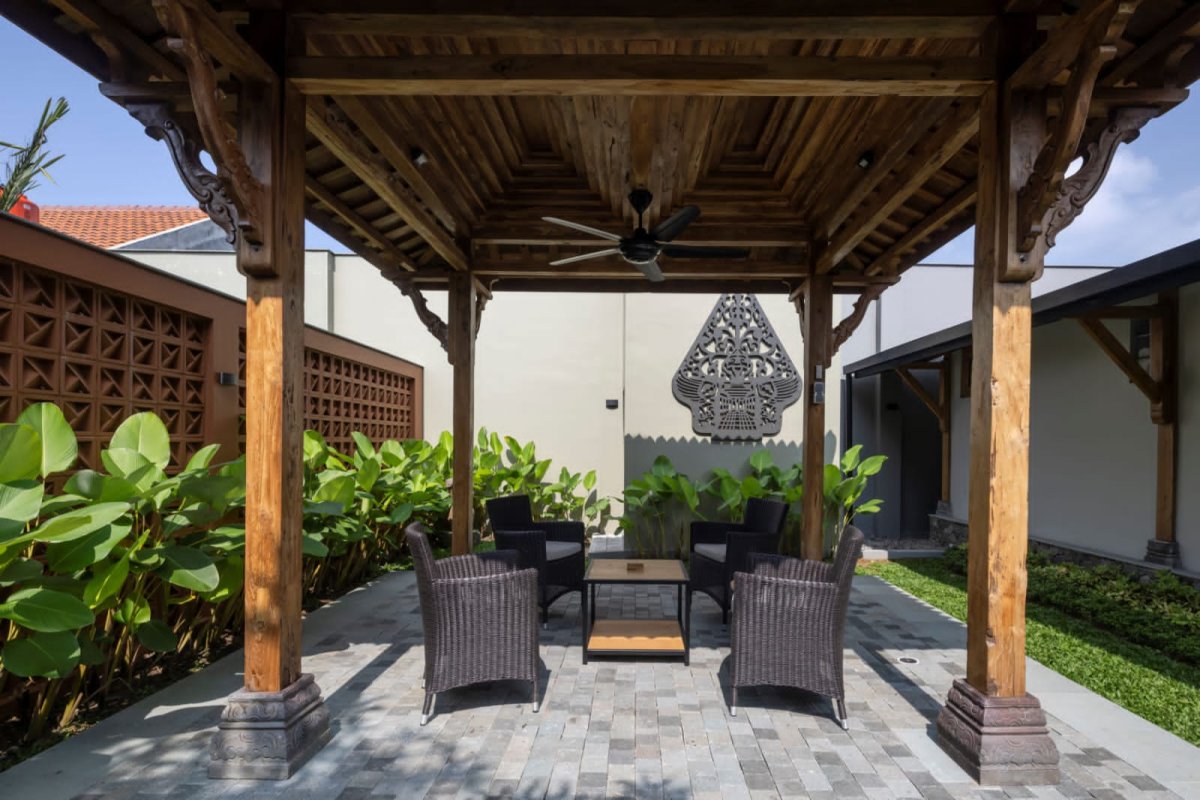 Rumah Mewah Full Furnished Dengan Joglo Modern dan Kolam Renang - Foto 8