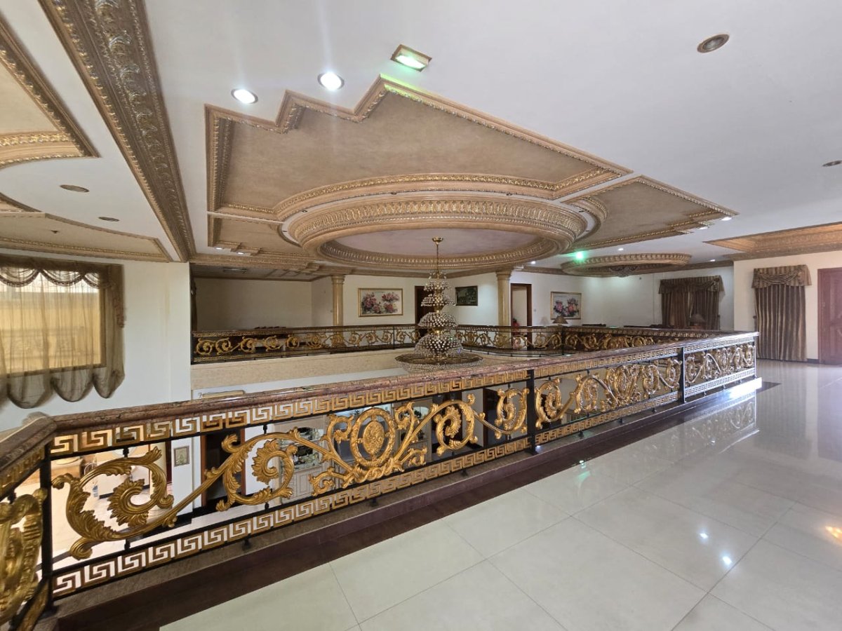Rumah Mewah Modern di Perumahan Elite Sektor 1 Solo Baru - Foto 5