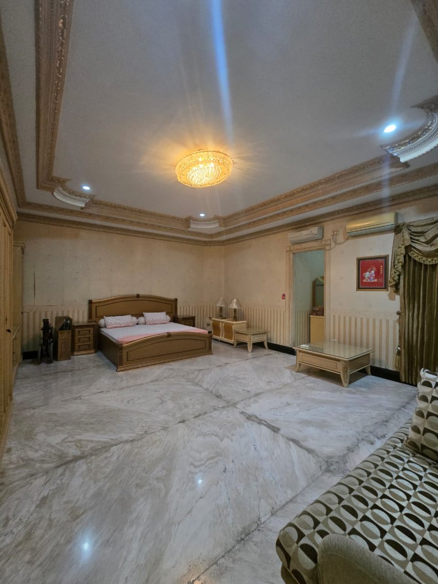 Rumah Mewah Modern di Perumahan Elite Sektor 1 Solo Baru - Foto 9