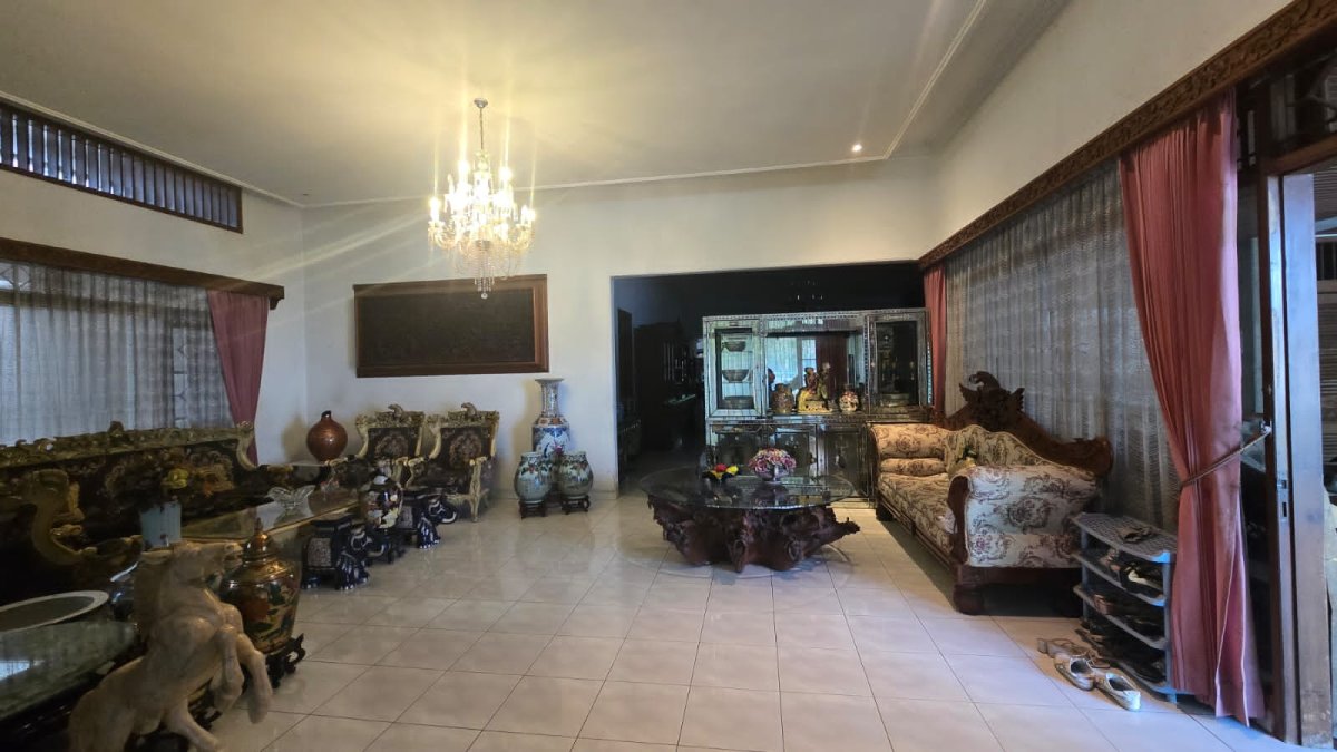 Rumah Kayu Jati Strategis di Kerten Laweyan Solo - Foto 7