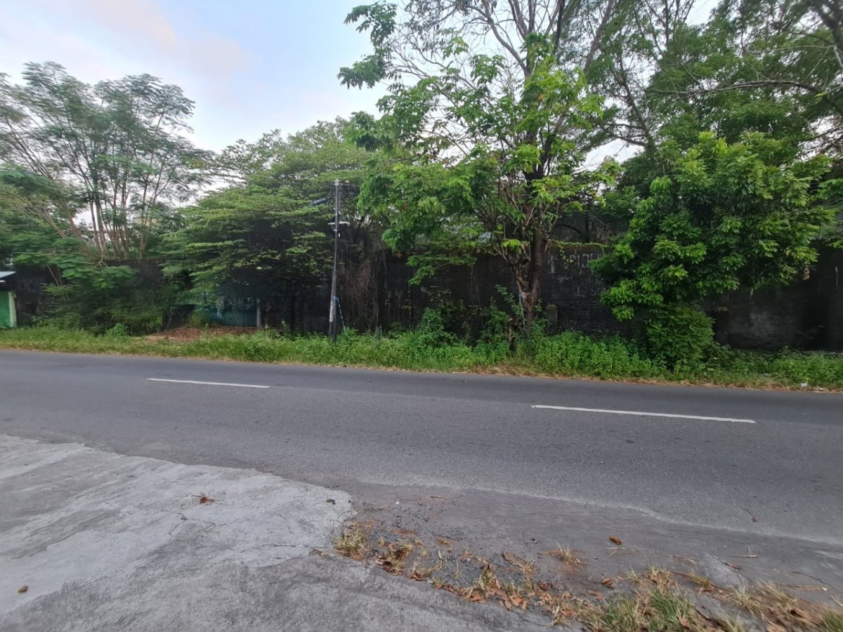 Tanah Strategis Dekat Slamet Riyadi Di Kerten Laweyan Solo