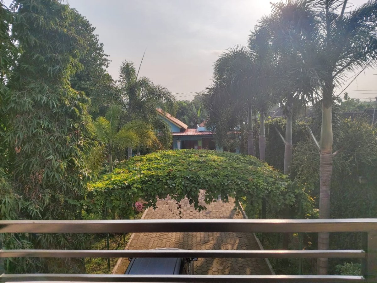 Rumah Mewah Anti Gempa di Colomadu Solo - Foto 8