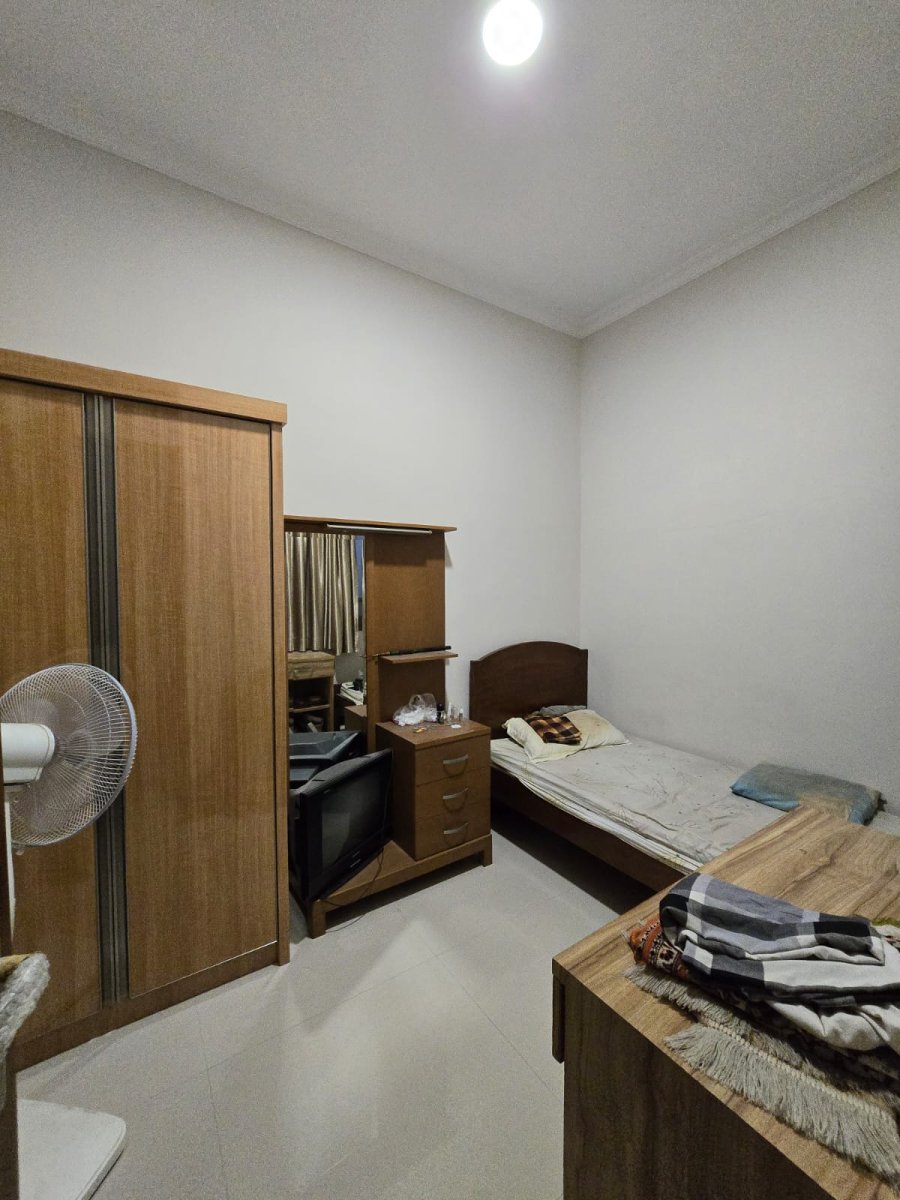 Rumah Mewah Minimalis Full Furnished Dekat Jalan Slamet Riyadi Solo - Foto 5