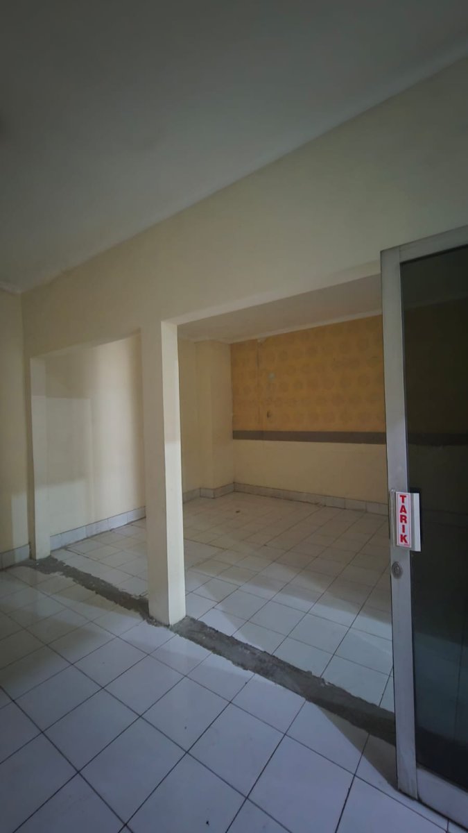 Ruko atau Ruang Usaha Strategis di Jalan Ahmad Yani