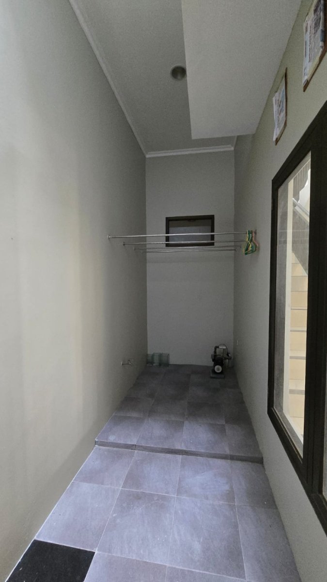 Rumah Minimalis di Perumahan Fajar Indah Solo - Foto 7