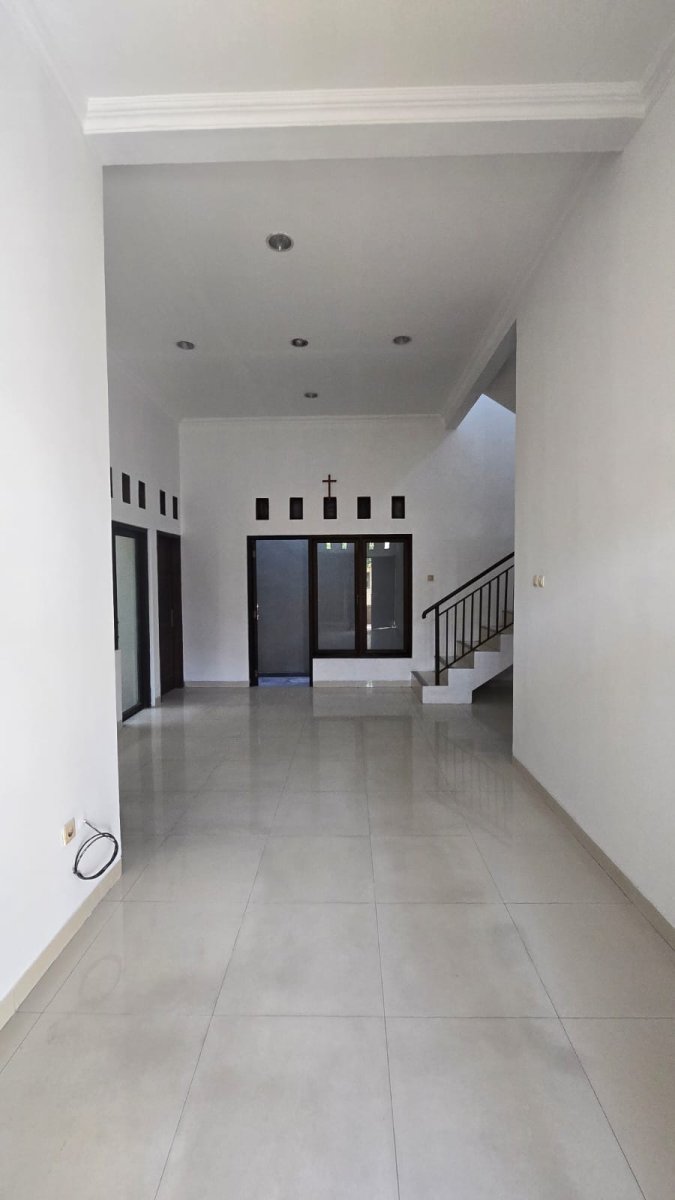 Rumah Minimalis di Perumahan Fajar Indah Solo - Foto 8