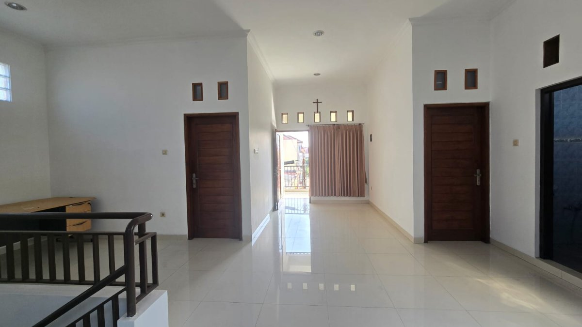 Rumah Minimalis di Perumahan Fajar Indah Solo - Foto 10