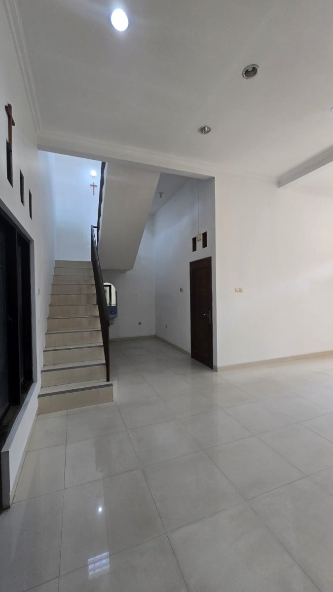 Rumah Minimalis di Perumahan Fajar Indah Solo - Foto 11