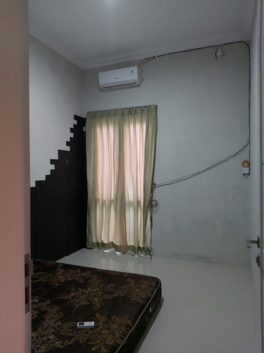 Rumah Minimalis Siap Pakai di Cluster Elite Gentan Solo - Foto 3