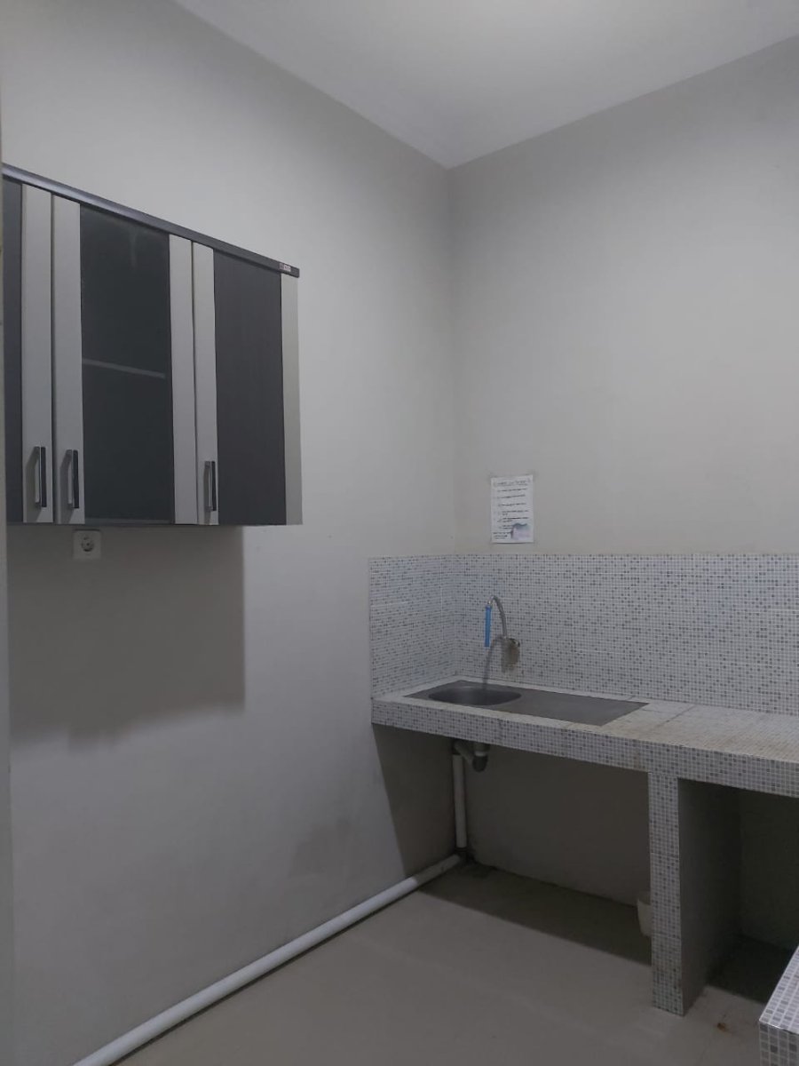 Rumah Minimalis Siap Pakai di Cluster Elite Gentan Solo - Foto 6