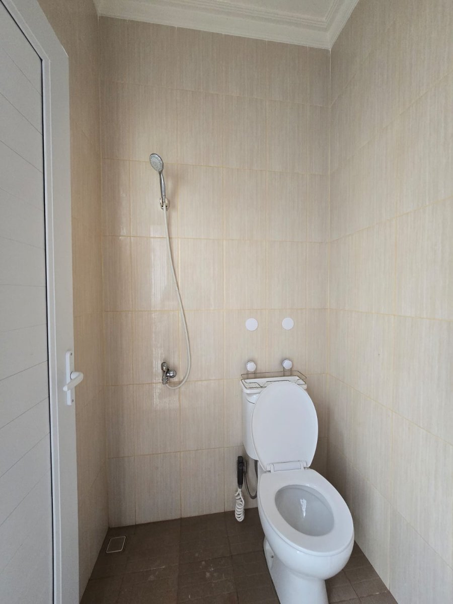 Rumah Mewah Minimalis di Cluster Elite Colomadu Solo - Foto 12
