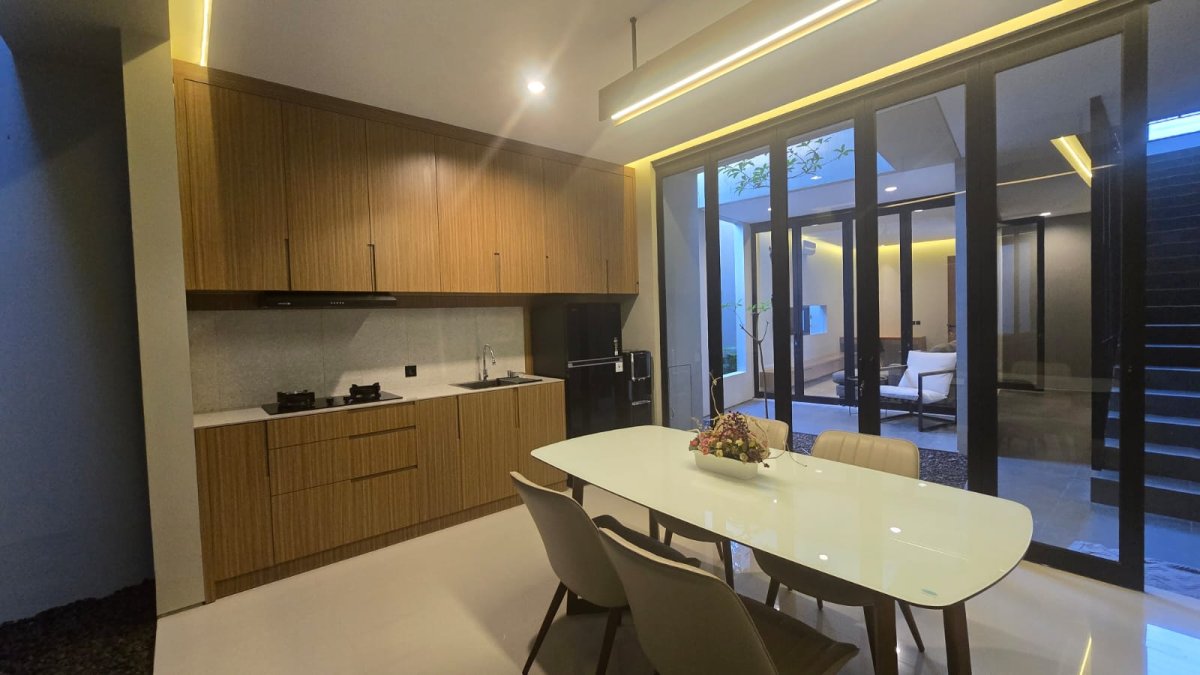 Rumah Baru Minimalis Full Furnished dekat Pakuwon Mall Solo Baru - Foto 5