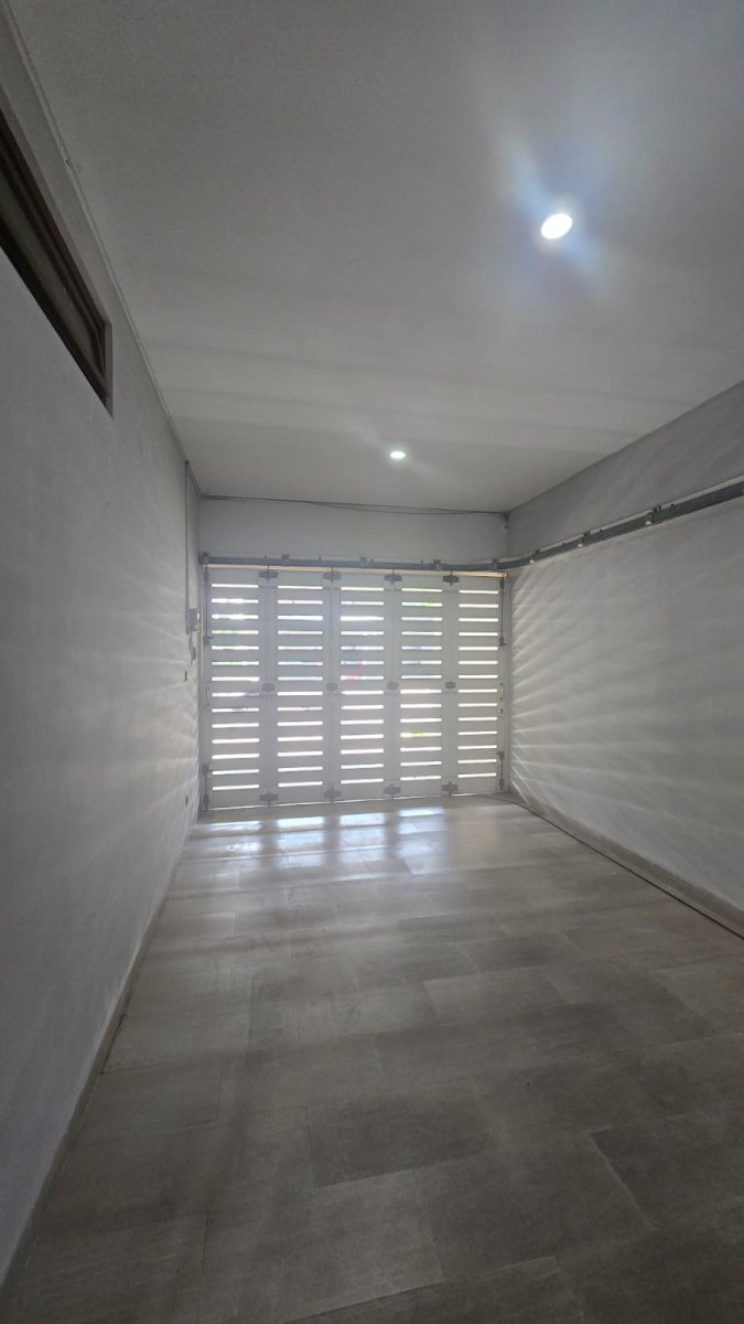 Rumah Mewah Minimalis Dekat Mall The Park Solo Baru - Foto 4