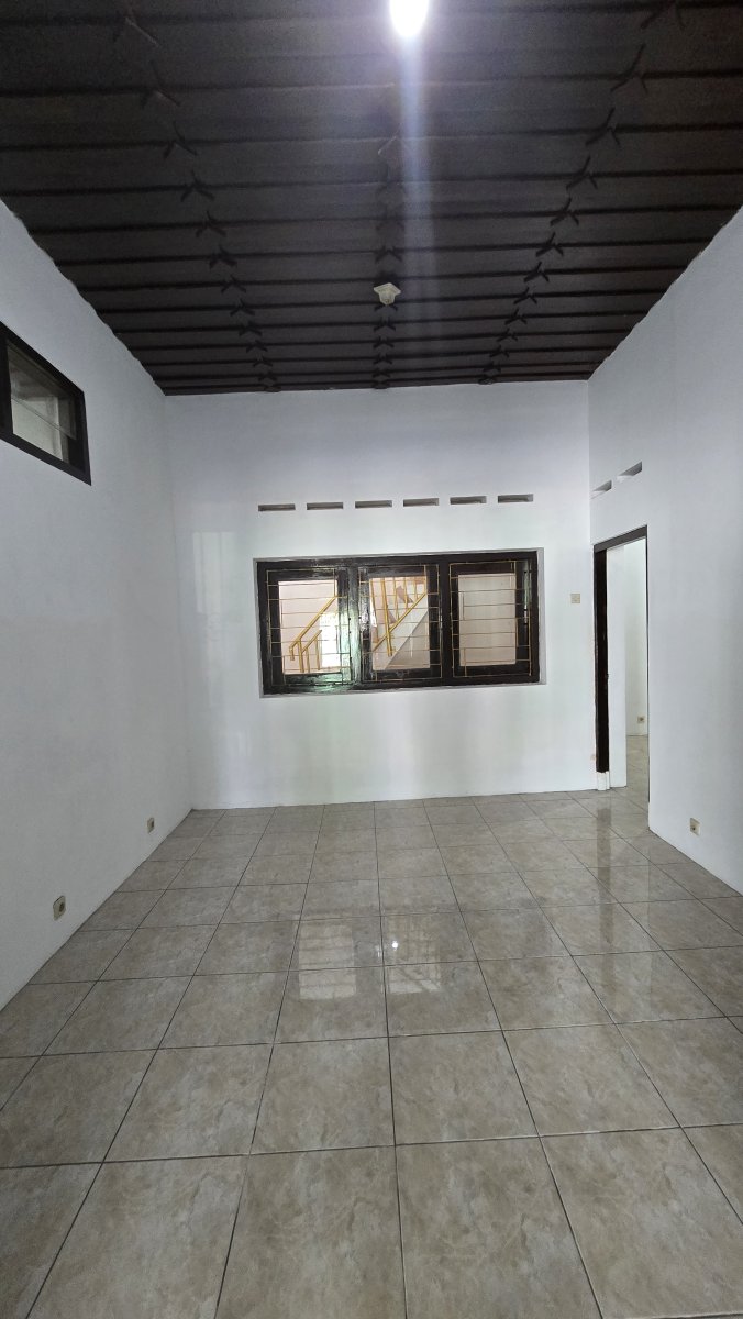 Rumah Strategis Jalan Kebangkitan Nasional Penumping Laweyan Solo - Foto 9