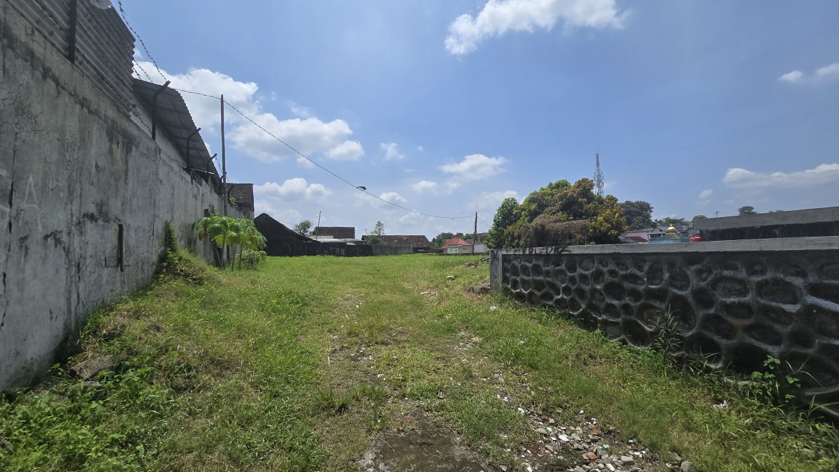 Tanah bagus murah cocok untuk kost exclusive dekat kampus UNS Solo - Foto 2