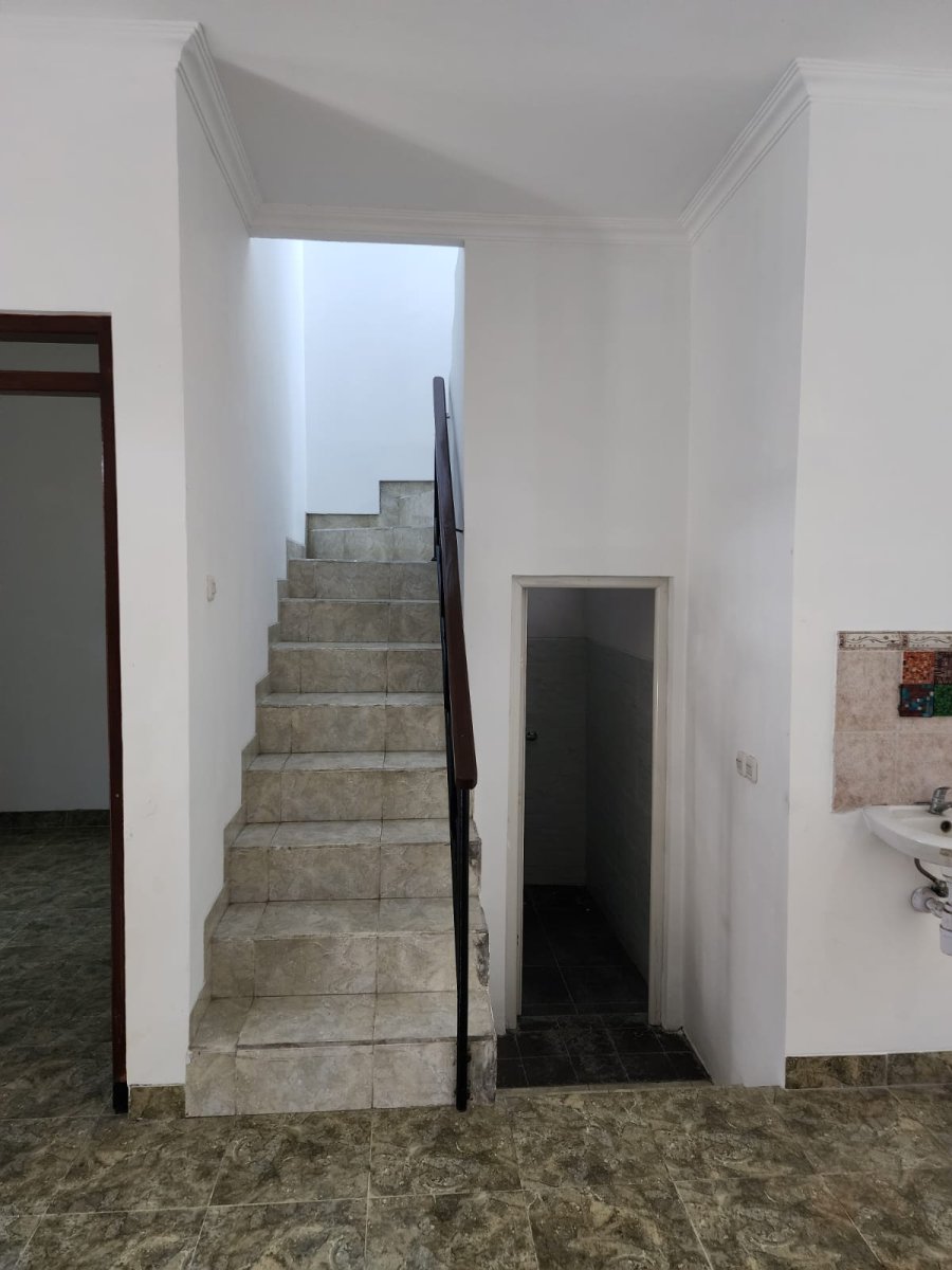 Rumah bagus siap huni Perumahan di Colomadu, Solo - Foto 9