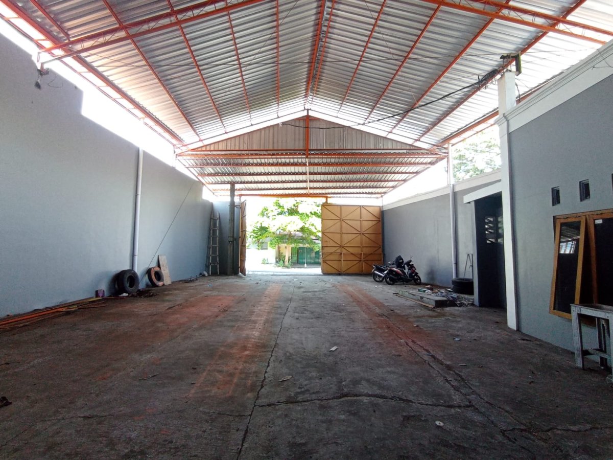 Gudang Strategis Siap Pakai Dekat Jl. Slamet Riyadi, Kleco - Foto 3