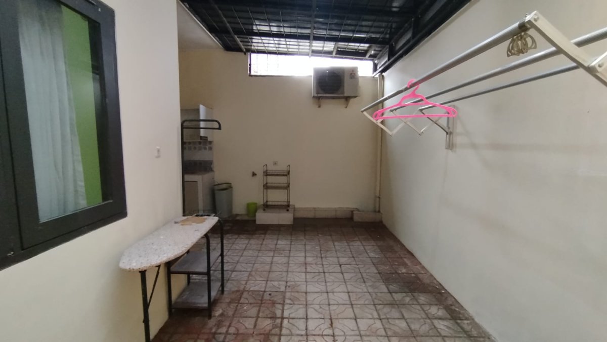 Disewa Rumah Semi Furnished 1 Lantai di Fortune Spring Graha Raya - Foto 12