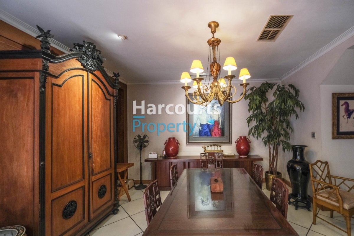 Dijual Rumah Bagus dan Nyaman Lokasi Strategis Area Menteng - Foto 7