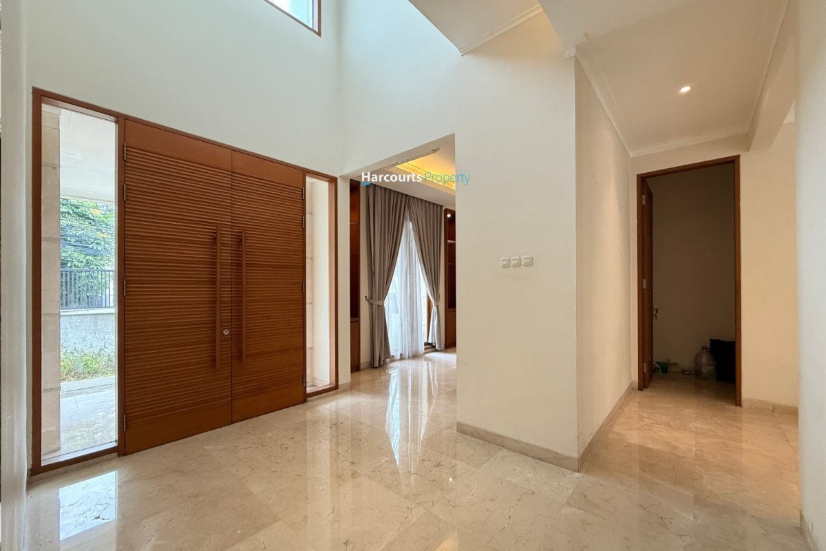 Disewakan Rumah Modern 2 Lantai Area Jl. Kemang Barat - Foto 3