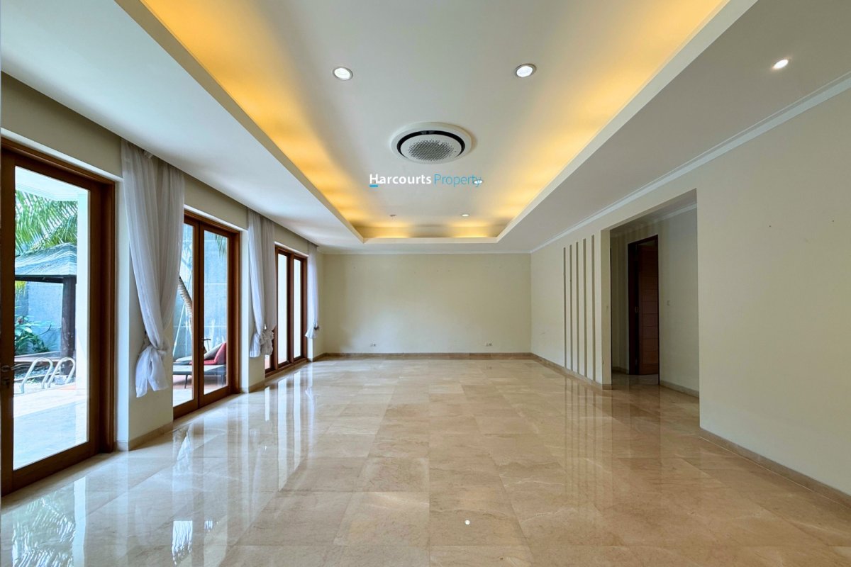 Disewakan Rumah Modern 2 Lantai Area Jl. Kemang Barat - Foto 4