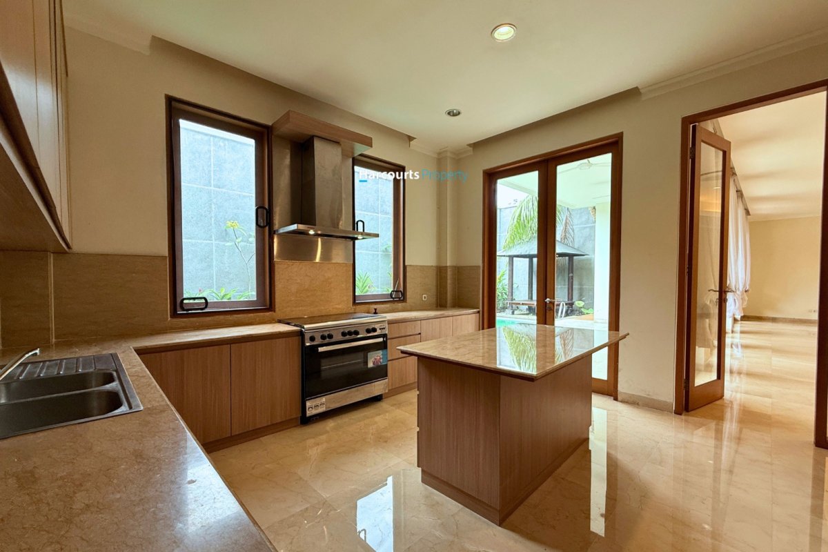 Disewakan Rumah Modern 2 Lantai Area Jl. Kemang Barat - Foto 5