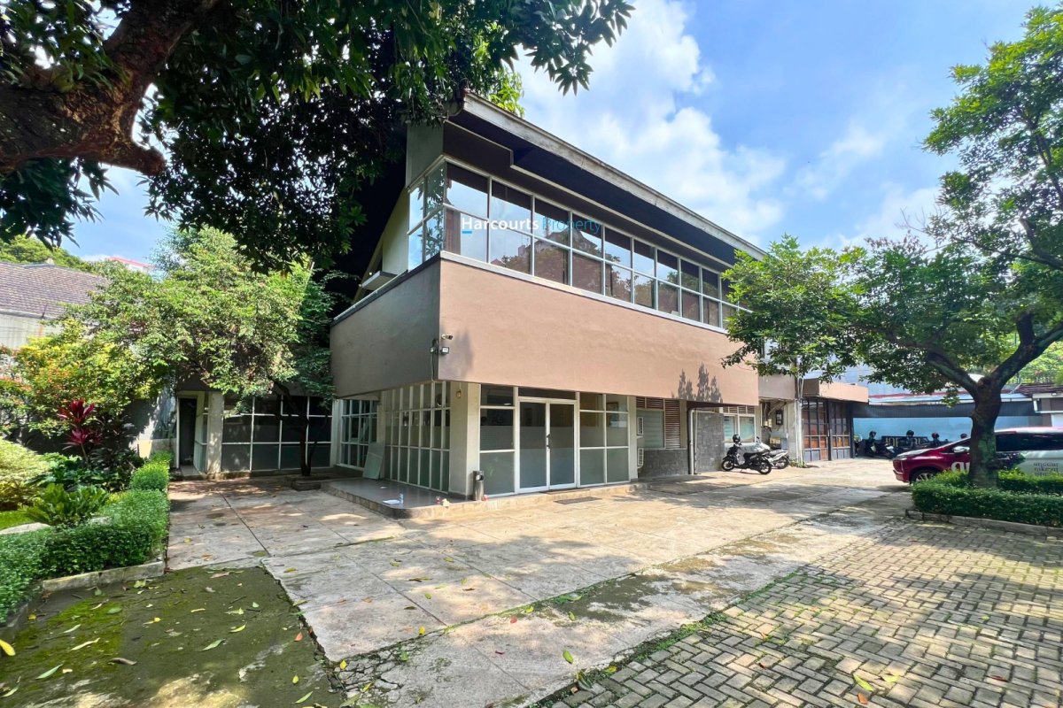 Dijual Mini Building Klasik Cocok Untuk Kantor atau Usaha Area Jl. Prapanca Kebayoran Baru - Foto 2