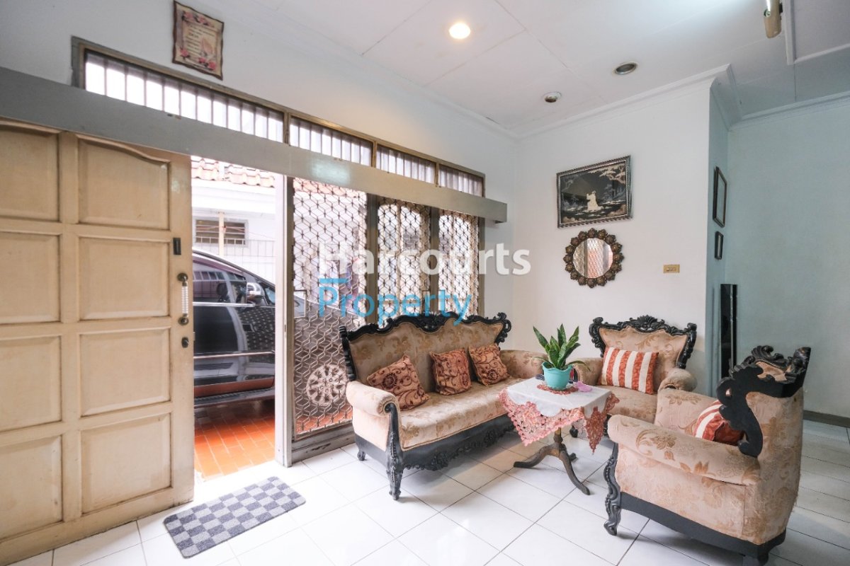 Dijual Rumah Hunian Nyaman dan Strategis Area Menteng - Foto 2