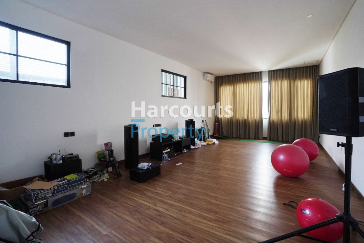 Dijual Rumah Mewah Privet Lift dan Roftop Lokasi Strategis di Menteng Area - Foto 10