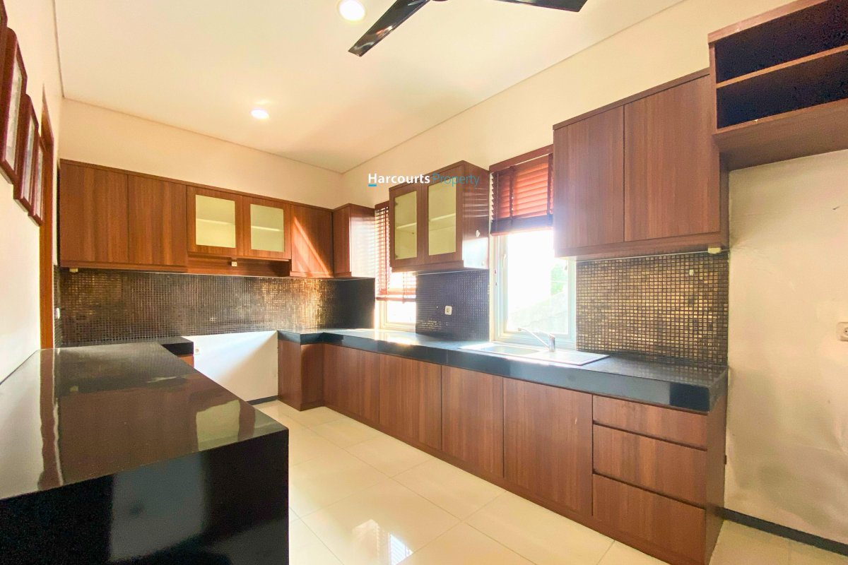 Disewakan Rumah Modern Minimalis Area Jl. Ciawi Kebayoran Baru - Foto 2