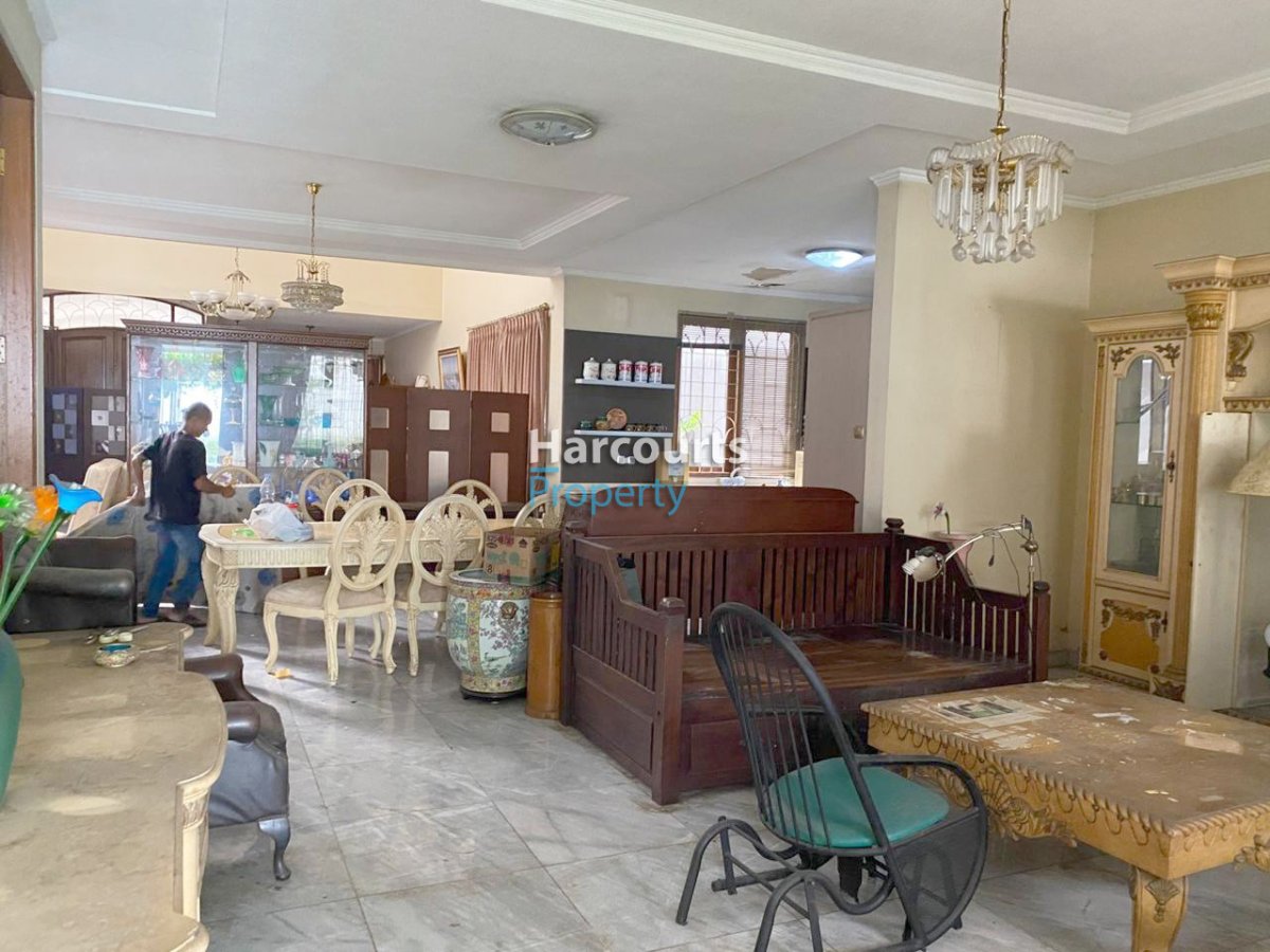 Dijual dan Disewakan Rumah Lama Jl. Surabaya, Menteng - Foto 6