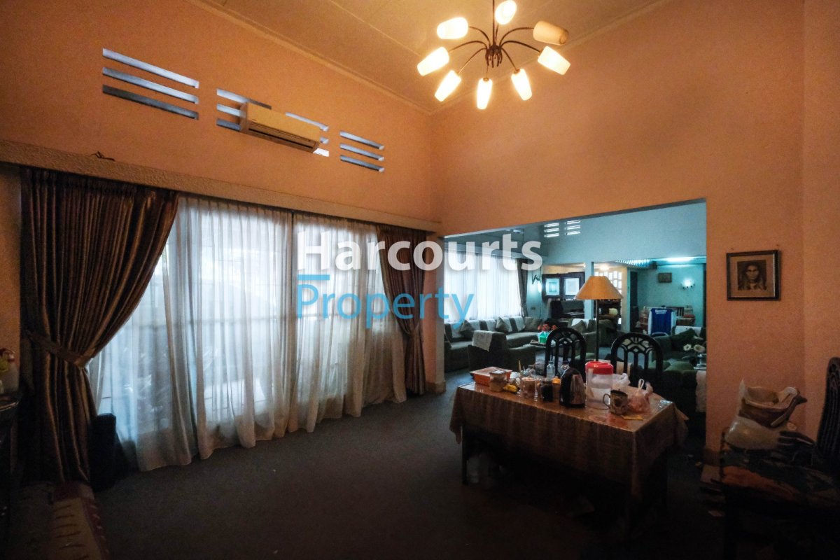 Dijual Rumah Hoek Golongan C Luas Area Menteng - Foto 2
