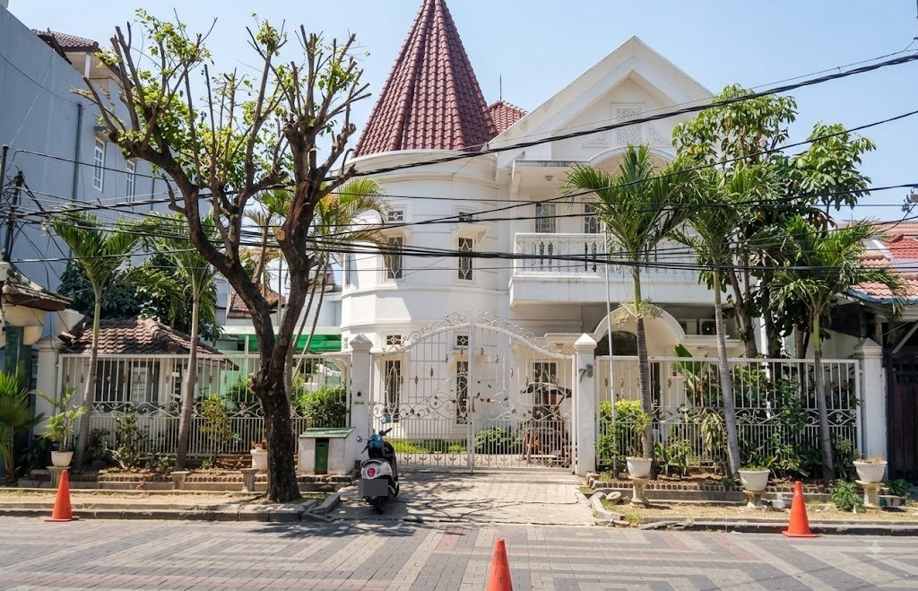 Hot Lelang Rumah Lokasi Nol Jalan Cempaka Kec. Genteng Surabaya