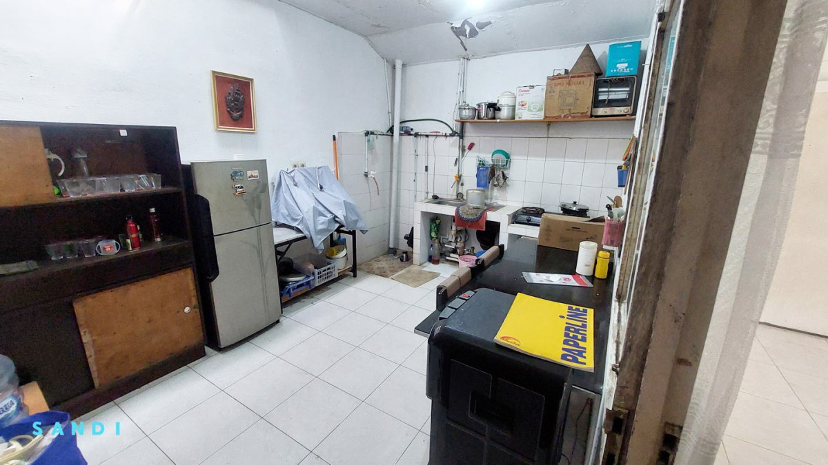 Di Jual Rumah Joglo Jakarta Barat - Foto 2